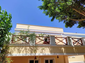 Lovely Villa With Garden, Parking in Syros, Greece