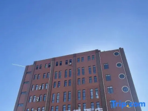 Dongda Zhenghui Hotel (Baotou Jin Street)