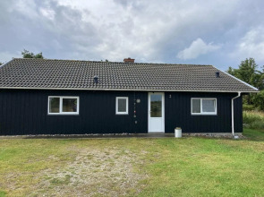 Quaint Holiday Homein Hjørring With Whirlpool