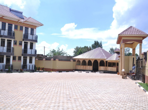 Golden View Hotel Ibanda