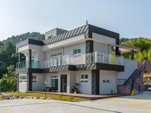 Skyari Pension