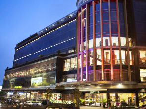 Grand Edge Hotel Semarang