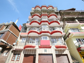 OYO 11863 Home Valley View 2RK