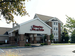 Hampton Inn & Suites Scottsburg
