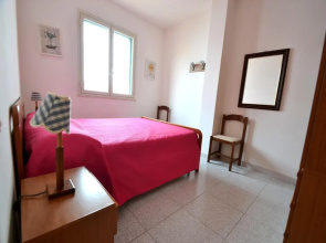 Charming Holiday Home Near The Beach With A Terrace, Pets