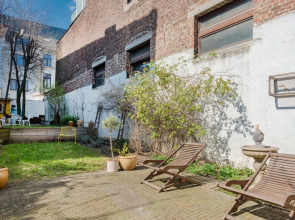 Lorraine Garden residence