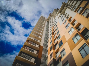 Mabolo Garden Flats by Sleeping Forest