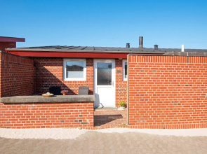 Beautiful Holiday Home in Henne Near Sea