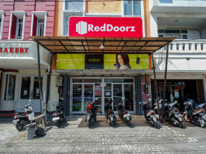 RedDoorz Syariah @ Kelud Sampangan Semarang