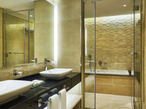 Mercure Dubai Barsha Heights Hotel Suites And Apartments