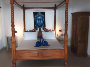 Jemeluk Beach Bungalows