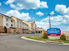 Fairfield Inn & Suites South Boston