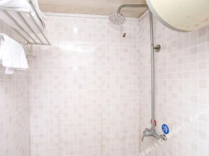 Pengcheng Hostel