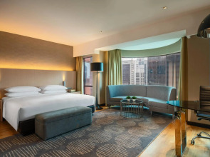 Renaissance Kuala Lumpur Hotel & Convention Centre