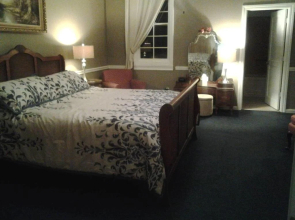 The Inn at Benicia Bay