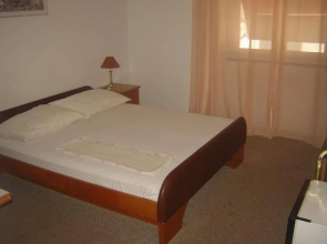 Private Accommodation Raspudic