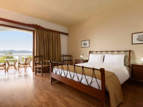 Ramada by Wyndham Loutraki Poseidon Resort