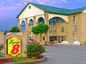Super 8 by Wyndham Lakeland
