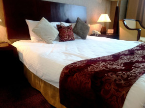 Отель The Crown