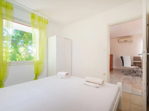 Bbq Holly Garden Novalja D