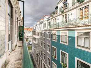Charming 2 Bedroom Apartment Next to Praça da Figueira