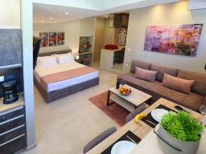 Mirma Halepa Superior Studio