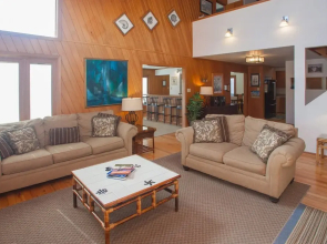 Lacado Brista - 6 Br Home