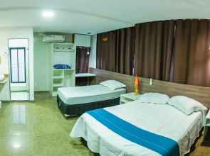 SEGUNDA CASA - Seu cantinho em Guarapari, 1 minuto a pé da Praia do Morro! Suítes confortáveis e modernas - Para casal ou para grupos de até 5 pessoas