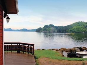 Amazing Home in Farsund With 5 Bedrooms, Sauna and Wifi