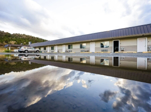 Riverside Inn John Day by OYO Rooms