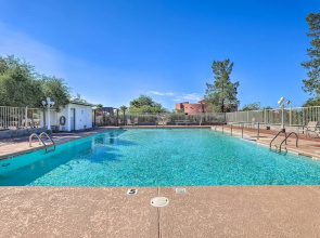 Cozy & Relaxing Eloy Apartment w/ Pool Access