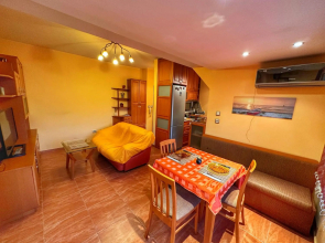 Comfortable Apartment in Comunicative Location