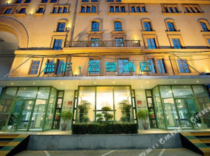 Lanshan Yunman Hotel (Zhengzhou Erqi Wanda Plaza Wanghuzhai Metro Station Branch)