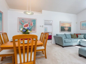 Country Creek Estate 123