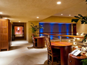 Luxurious Hillside Oceanfront 8 bedroom Villa Bellissima