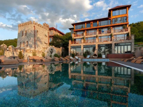 Hotel Chateau Khashmi
