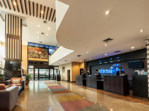 Pinnacle Lumpinee Park Hotel