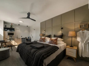 14th Lane Urban Hotel