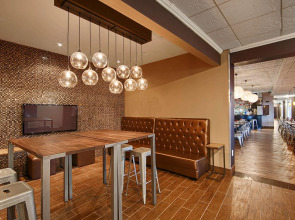 Best Western Plus Newark Airport West