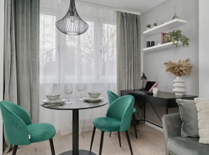 Zegadłowicza Riverside Studio by Renters