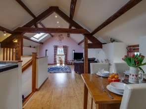 Scenic Holiday Home in Abergele With Terrace, Garden, Pond