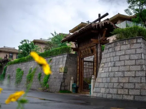 Qixin Xiaozhu Hostel