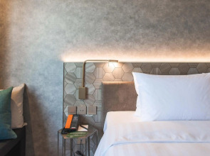 The Harbourview - Chinese YMCA of Hong Kong