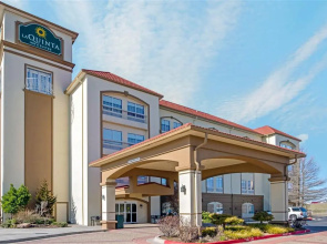 La Quinta Inn & Suites by Wyndham Oklahoma City - Moore