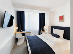 Bayer 89 Vi Vadi Hotel