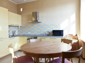 Апартаменты «LUXKV на Дружинниковской»