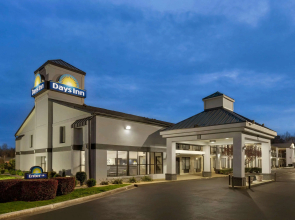 Days Inn by Wyndham Rock Hill