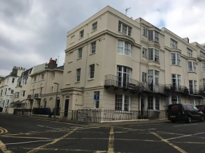 Cannon Spa Brighton Beach Apartments