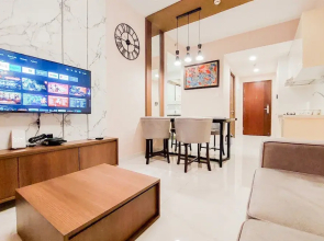 Modern And Nice 2Br At 30Th Floor Sky House Bsd Apartment