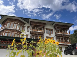 Hotel Sandalwood